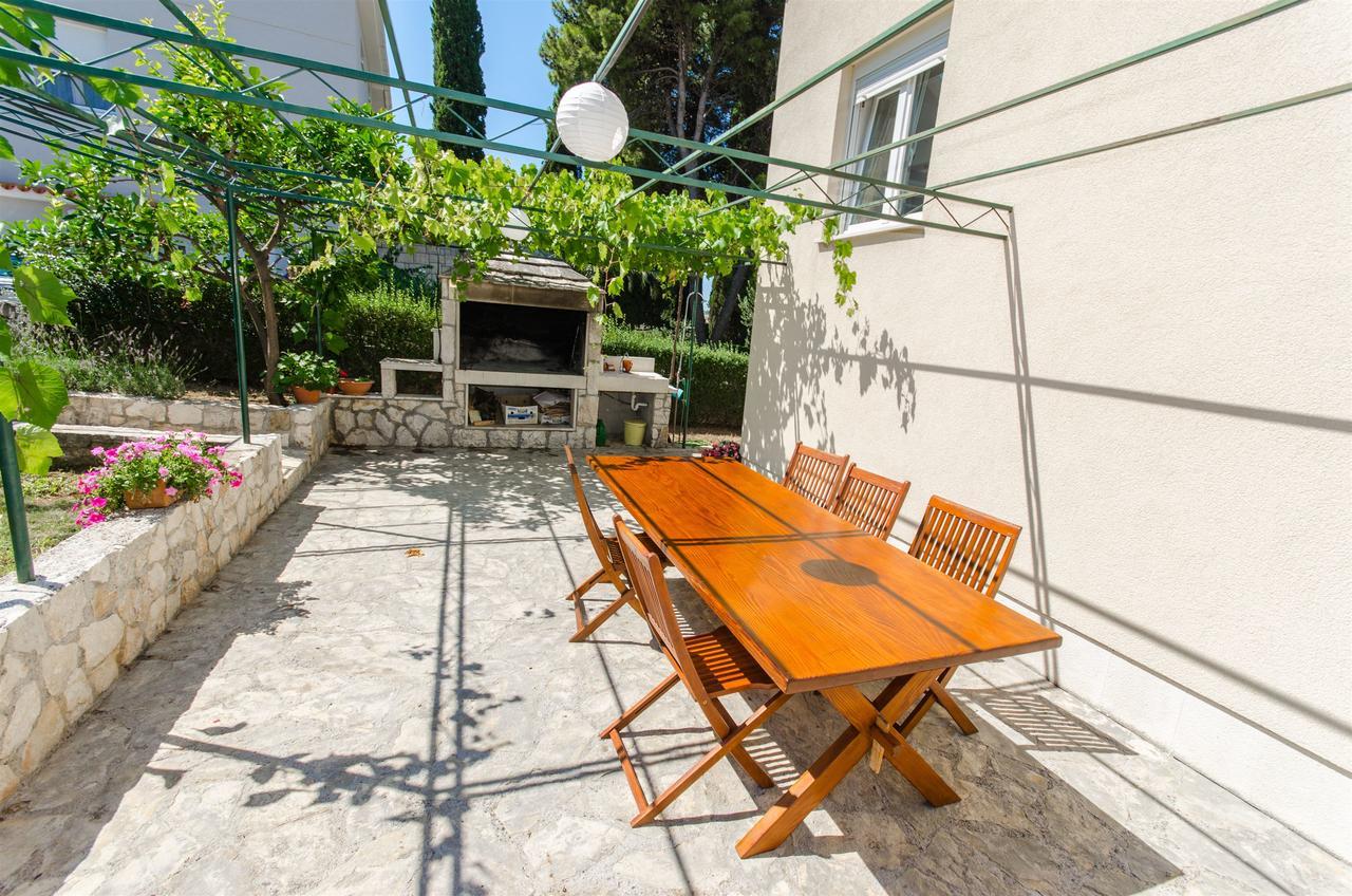 Apartments Maja Trogir Exterior photo