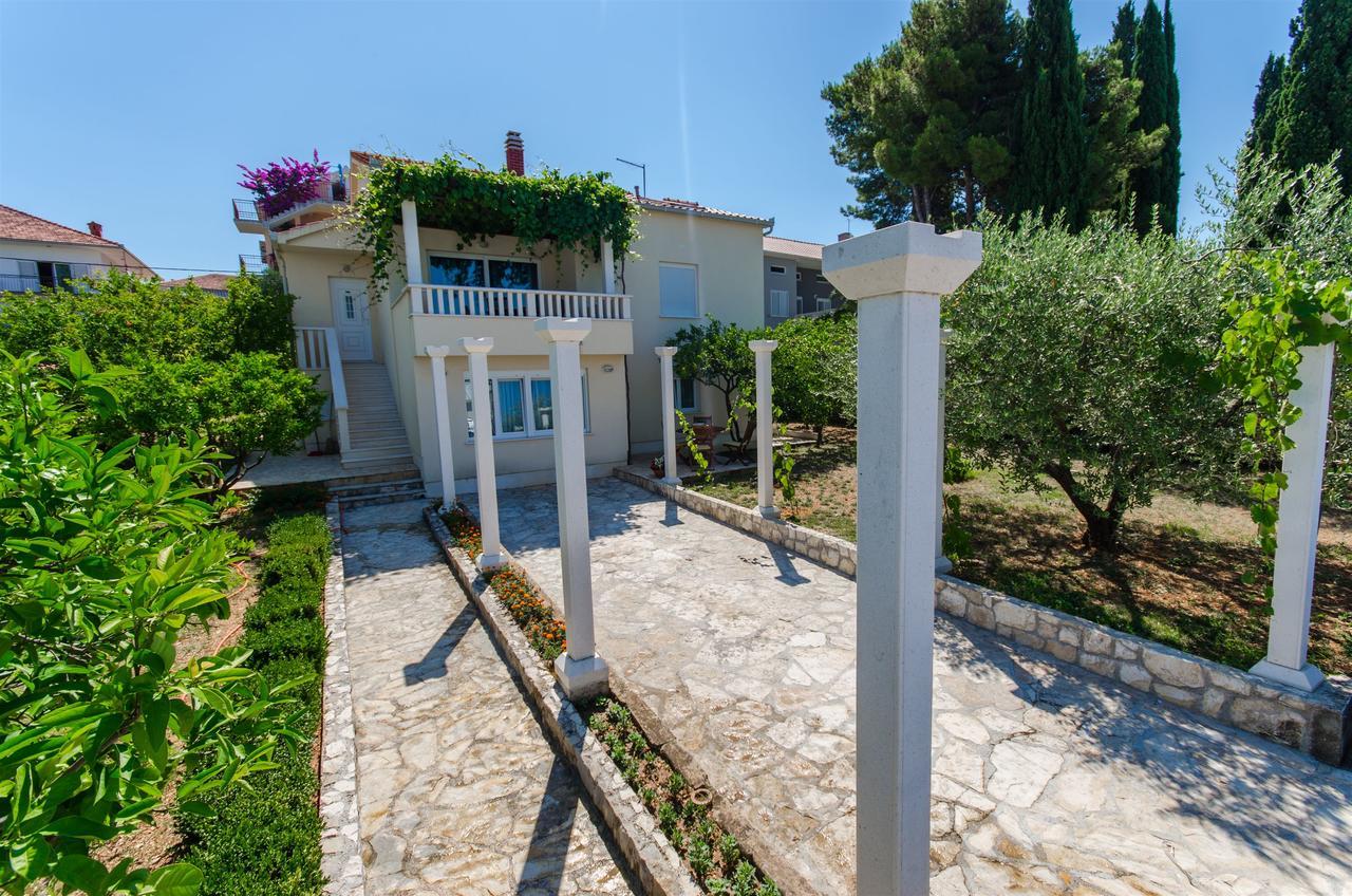 Apartments Maja Trogir Exterior photo